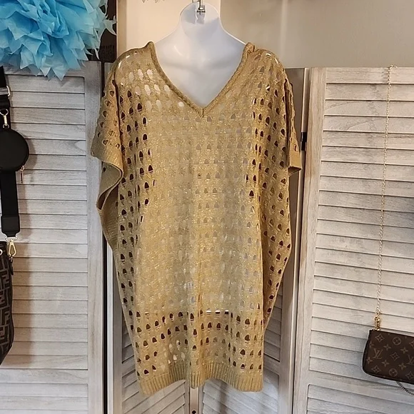 CW Classics brand Gold Tunic - Picture 5 of 9